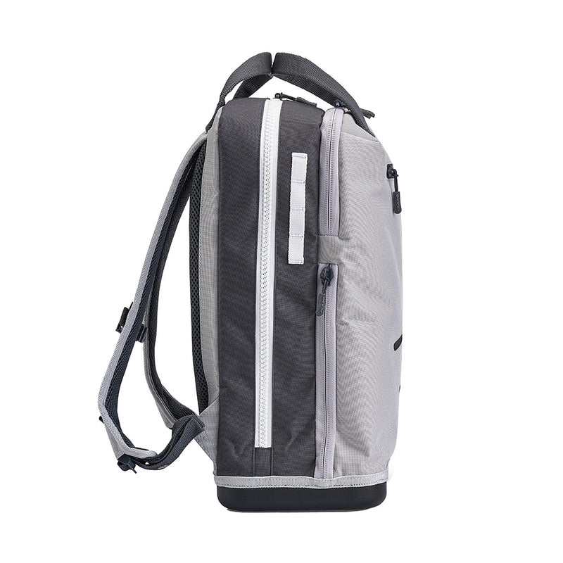 Load image into Gallery viewer, Plano Weekend Tackle Backpack - Coast [P000283]
