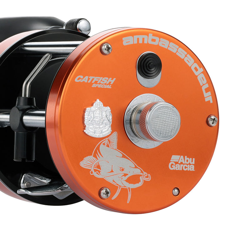 Load image into Gallery viewer, Abu Garcia Ambassadeur C3 7000 Catfish Round Baitcast Reel - Right Hand C3-7000CATSPC [1649439]
