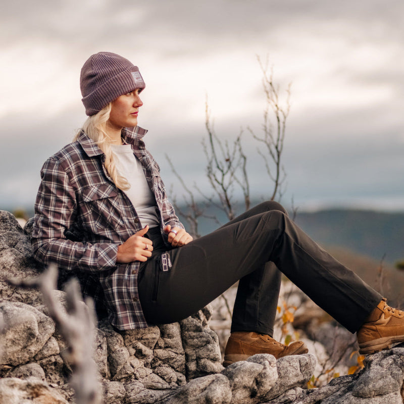 Load image into Gallery viewer, Plaid Button Down
