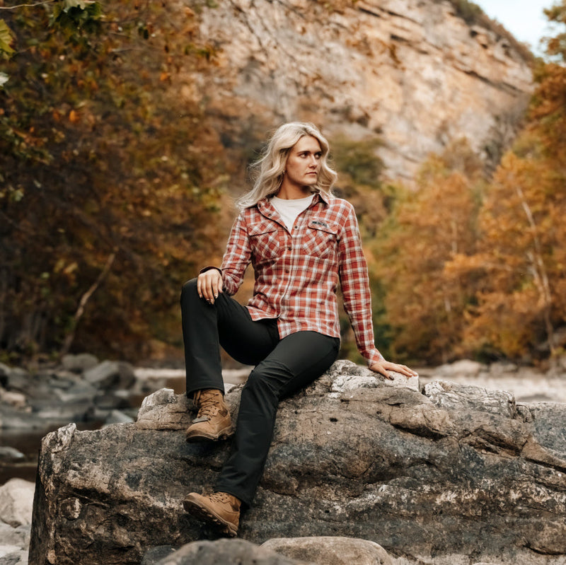 Load image into Gallery viewer, Plaid Button Down
