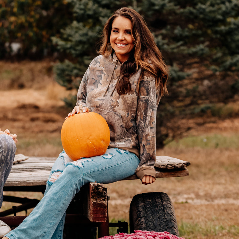 Load image into Gallery viewer, Vintage Camo Hoodie

