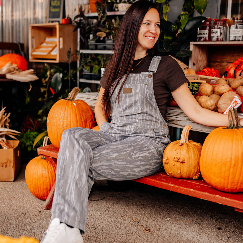 Load image into Gallery viewer, Vintage Camo Overall
